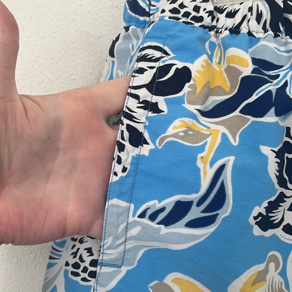 WOMENS LARGE PATAGONIA BAGGIES FLORAL - Picture 6 of 10